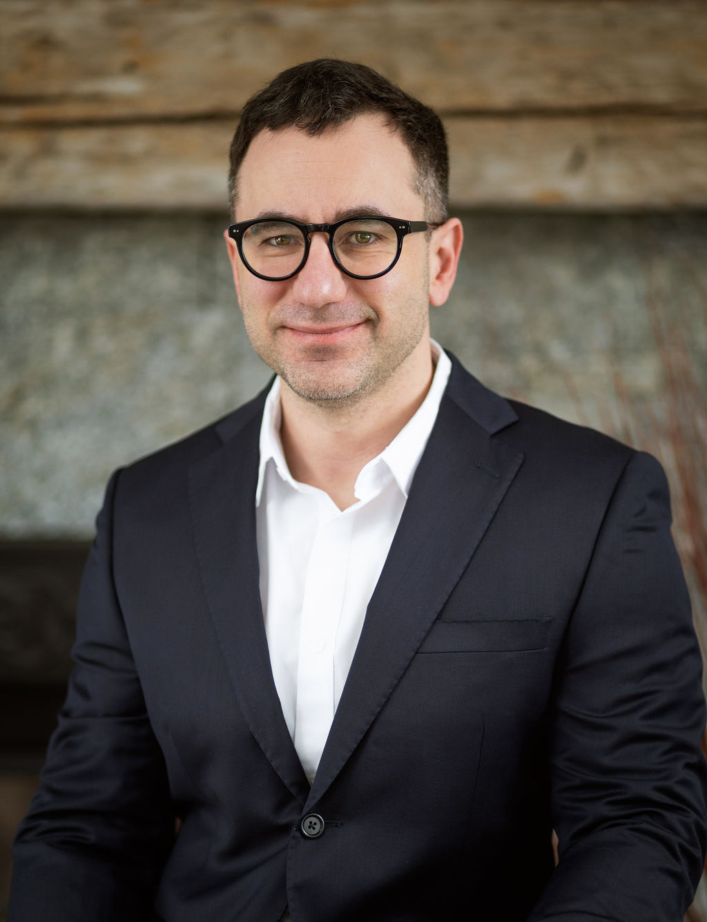 Dr. Jablonski, Au.D., providing private executive hearing care in Manhattan